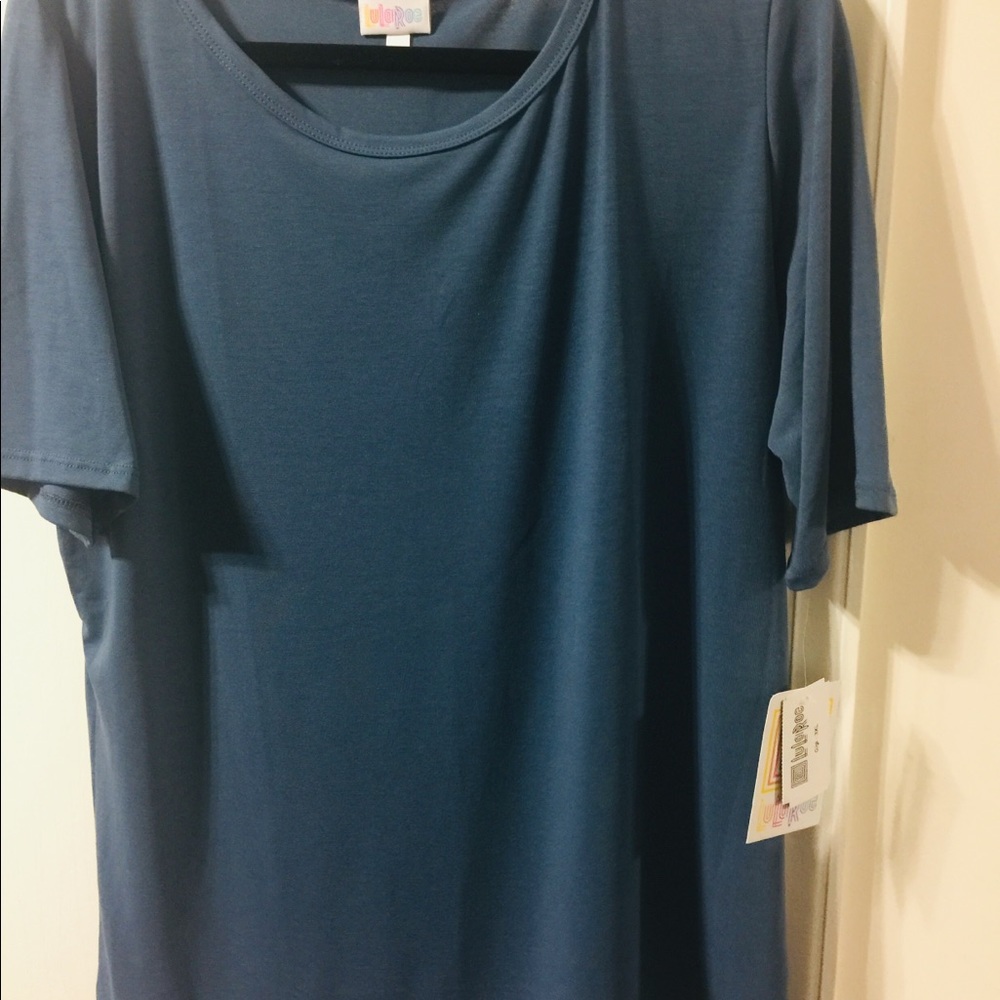 Lularoe Gigi Shirt